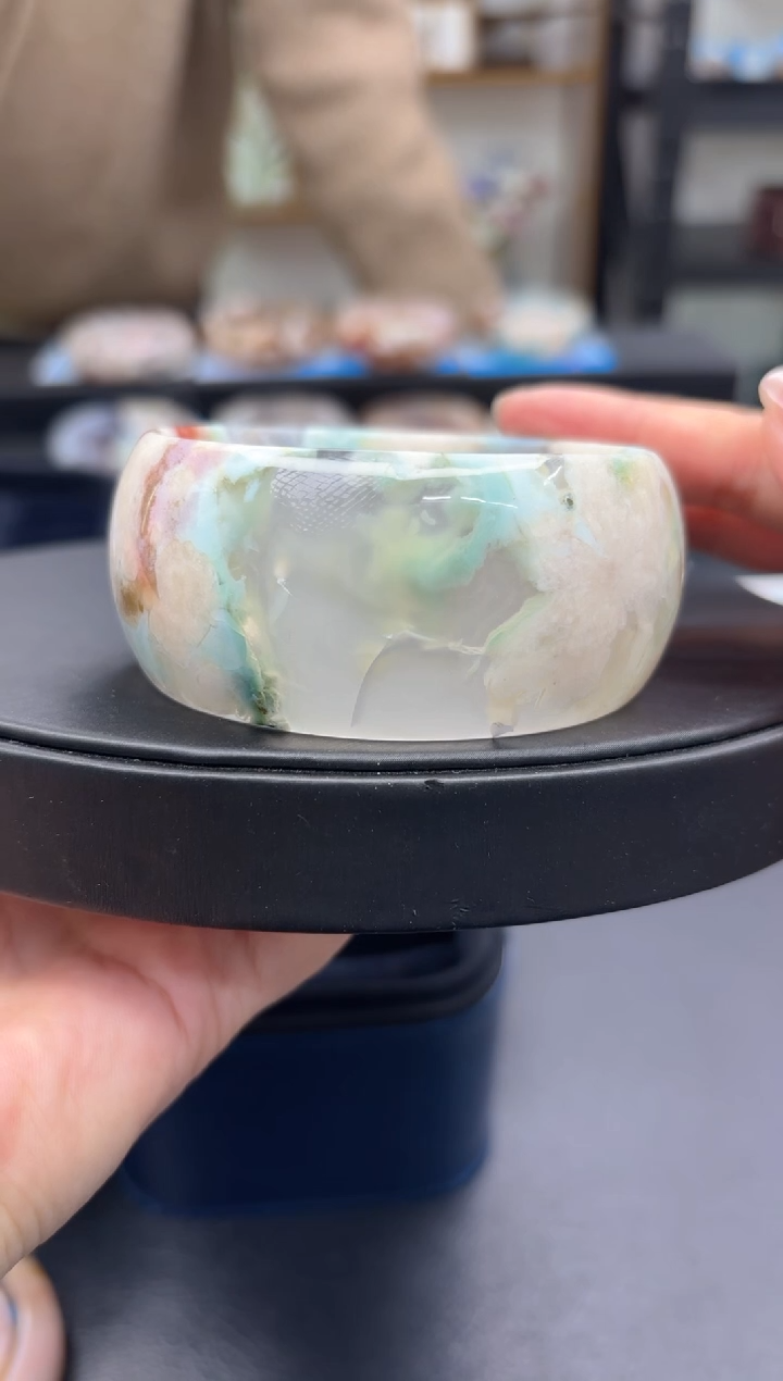 【闪购商品】石英质玉手镯未镶嵌C174(62圈)