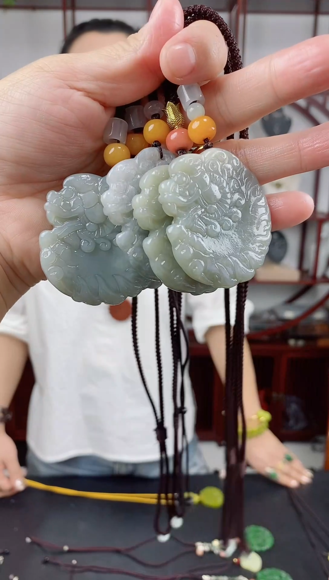 颈饰未镶嵌和田玉和田吊坠