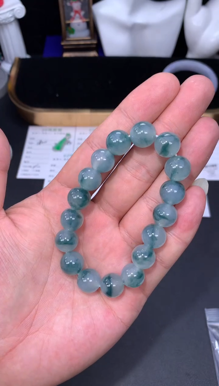 未镶嵌定制翡翠刘****计48小时鉴赏期 退货不扣服务费