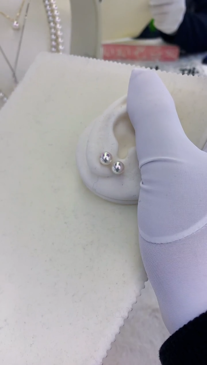 18K金镶嵌饰品海水珍珠6-7素钉定制