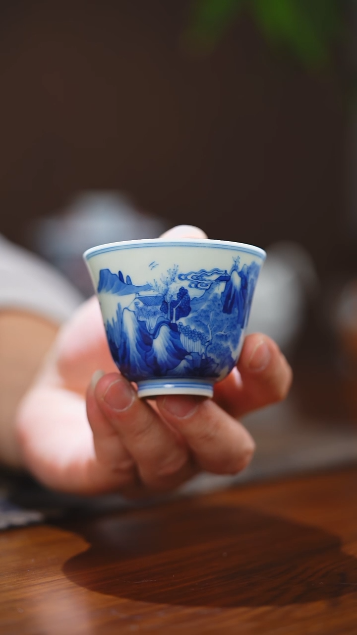 其他瓷天心雅器仿康熙山水单杯