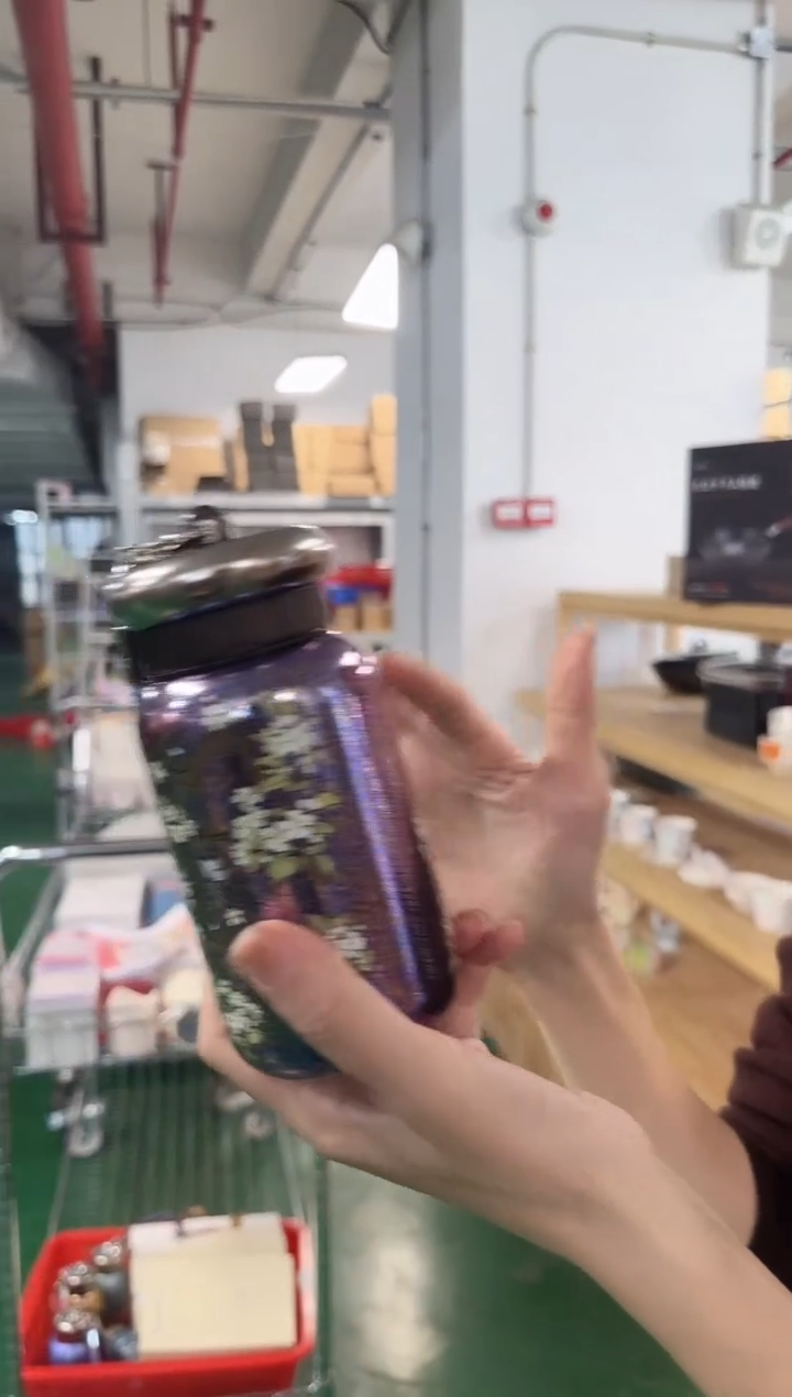 【闪购商品】瓷G124------------