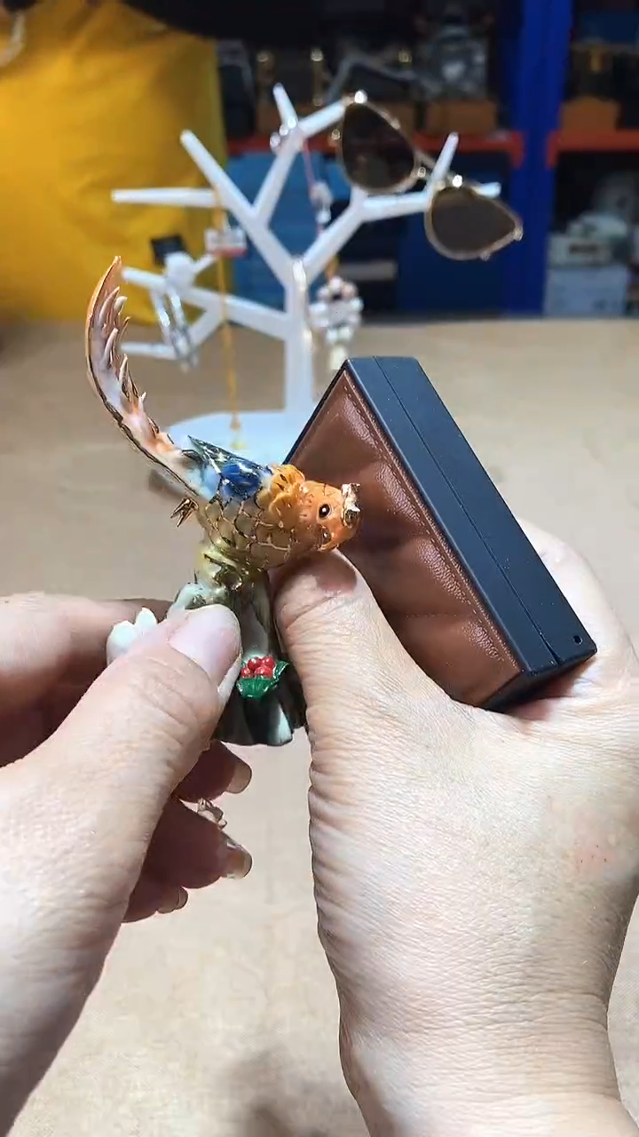 瓷片碗碟好物一件不留@@1