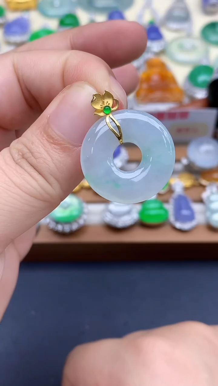 颈饰18K金镶嵌翡翠76-中国好珍宝