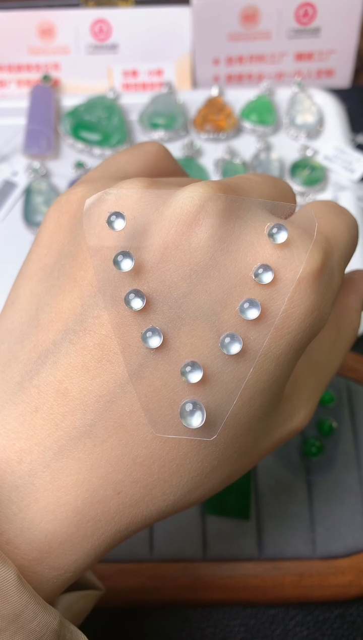 【闪购商品】定制翡翠未镶嵌裸石（镶嵌定制）