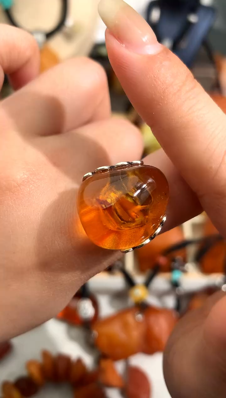 【闪购商品】蜜蜡裸石未镶嵌似玉