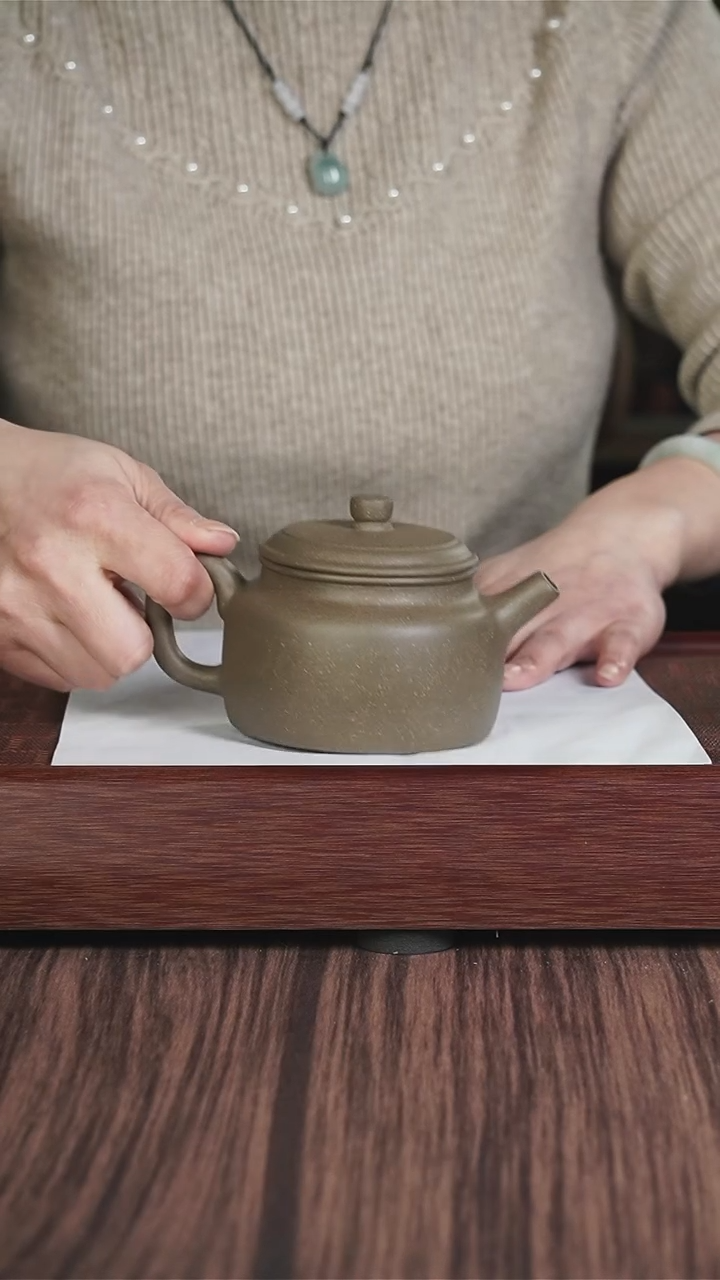 【闪购商品】紫砂茶壶蟹壳青 德钟