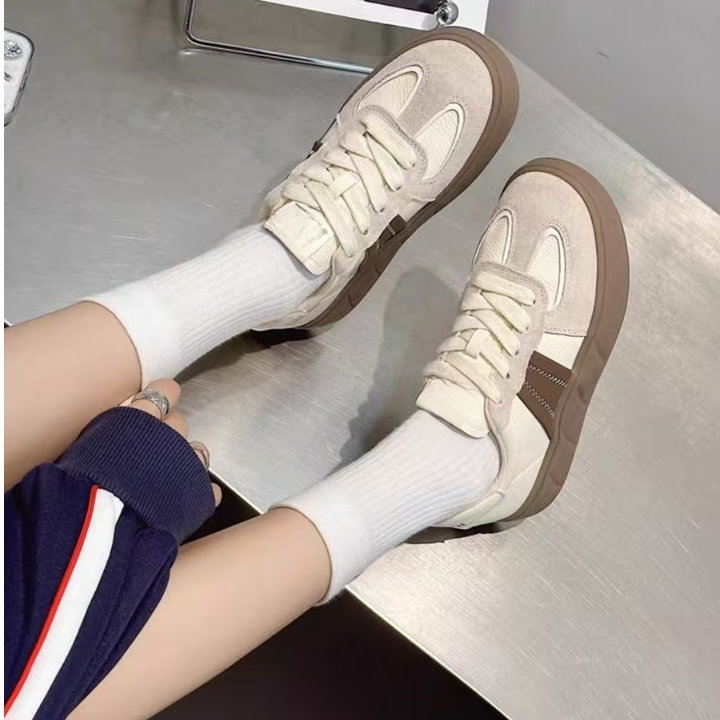 28665时尚简约百搭休闲洋气阿甘德训鞋