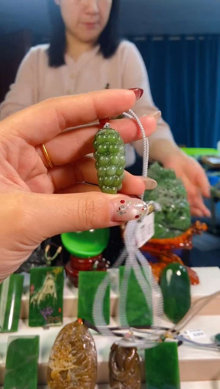 【闪购商品】和田玉挂件未镶嵌1