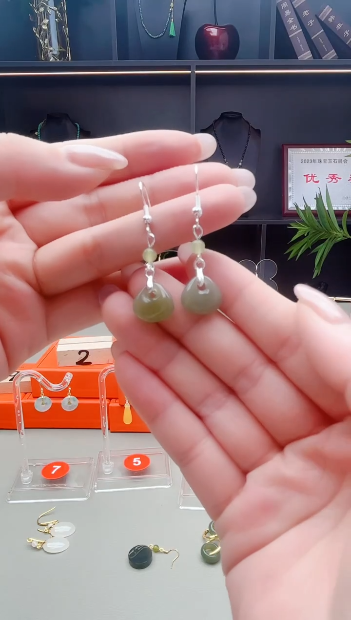 未镶嵌和田玉耳饰x03