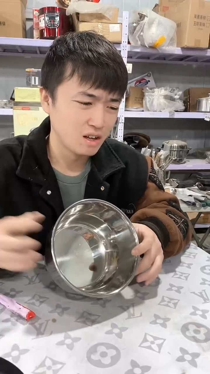 18亮光效果头瑕疵