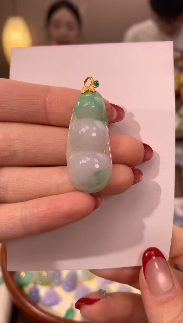 【闪购商品】翡翠颈饰18K金镶嵌天然缅甸a货翡翠