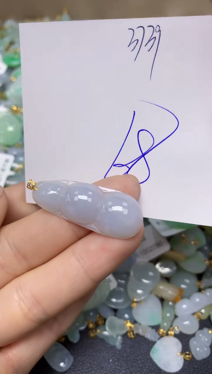 【闪购商品】翡翠挂件18K金镶嵌 天然翡翠A货