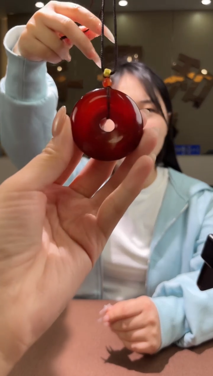 未镶嵌颈饰玛瑙/玉髓工厂清货不退不换多样性拍一发一