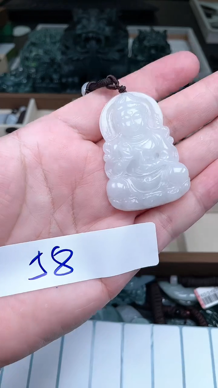 【闪购商品】翡翠颈饰未镶嵌天然A货翡翠一物一证