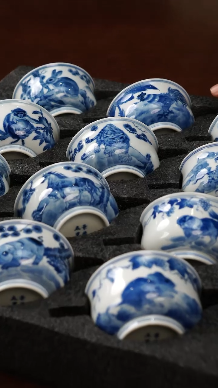 摆件陶景德镇瓷器，青花瓷手绘茶具~