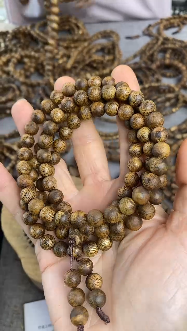 沉香手串08海南九份老料圆珠棋楠沉香手串#24，多样性发一