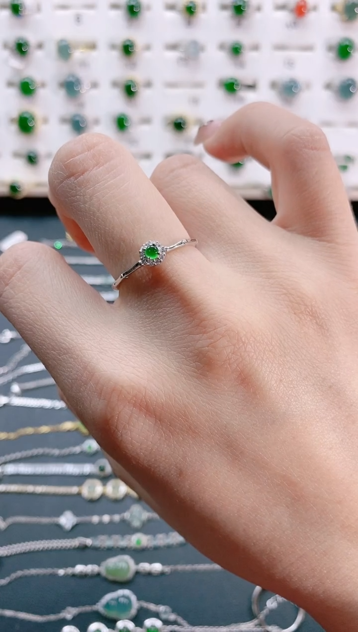 【闪购商品】翡翠戒指银S925镶嵌天然翡翠