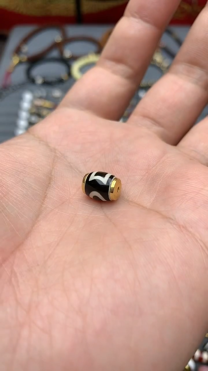 【闪购商品】玛瑙/玉髓单珠18K金镶嵌25010150123
