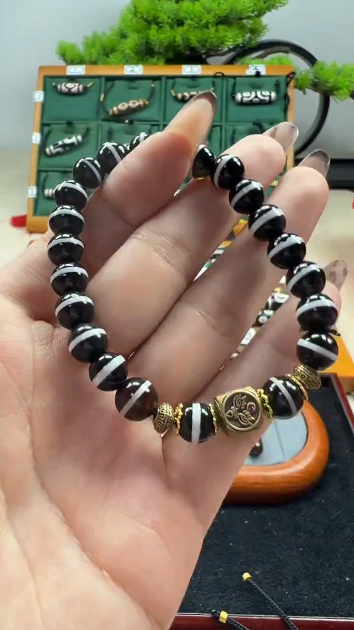 玛瑙/玉髓（覆膜）颈饰合金12.（微瑕）