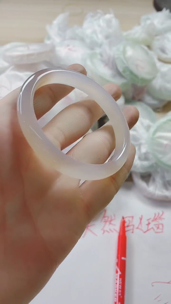 【闪购商品】玛瑙/玉髓手镯未镶嵌344