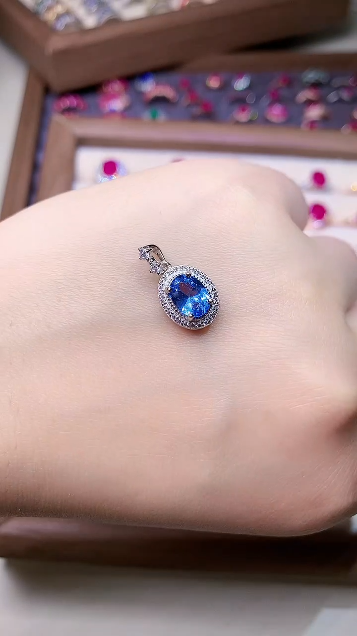 【闪购商品】海蓝宝石吊坠(不含链)银S925镶嵌0000
