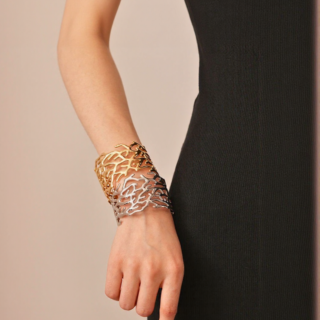 不锈钢手镯 复古不规则镂空宽版个性夸张高级感ins不锈钢手镯女