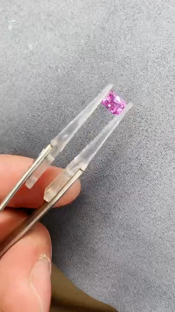 【闪购商品】彩色蓝宝石裸石未镶嵌1.27