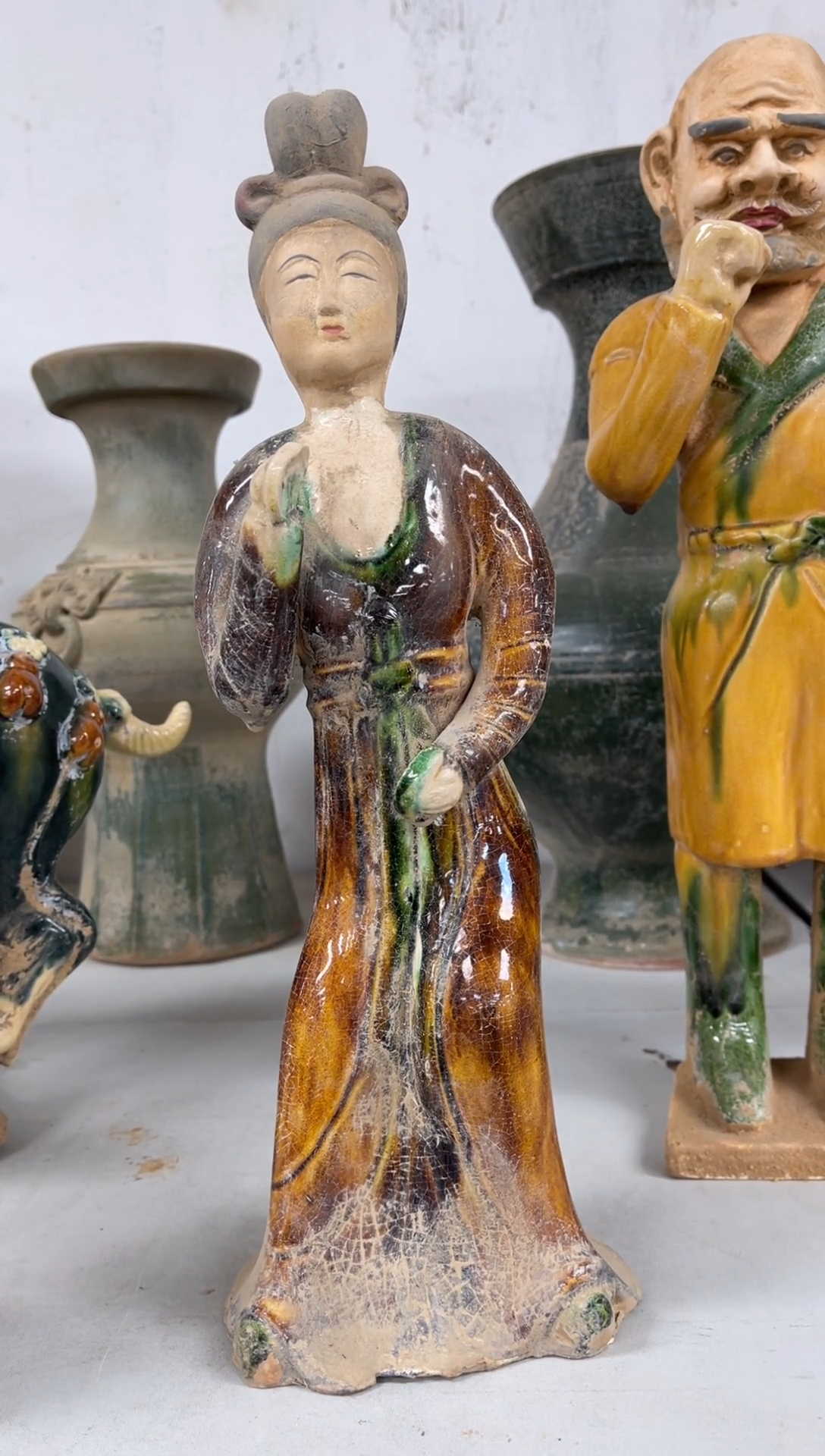 【闪购商品】摆件三彩黄釉大侍女摆件