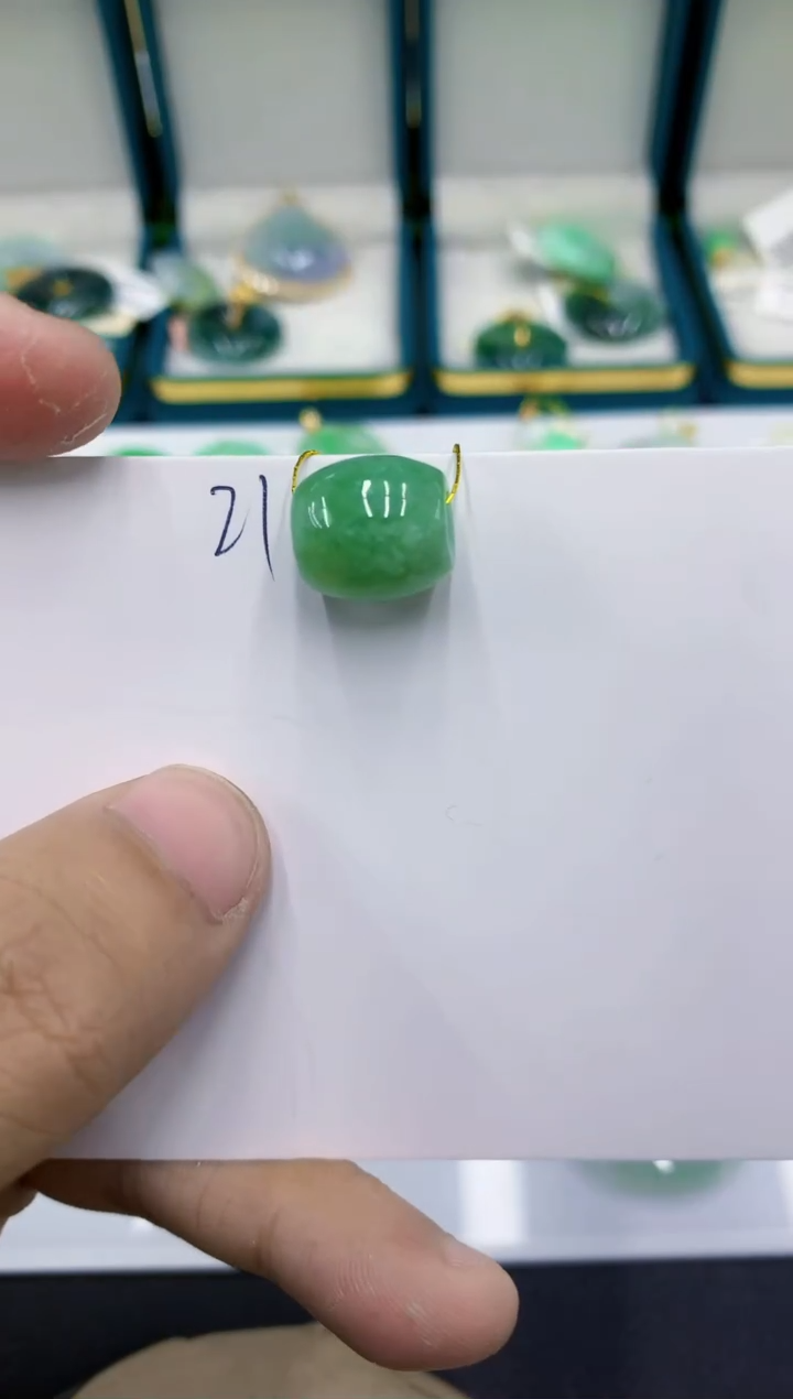 颈饰未镶嵌翡翠1111111111