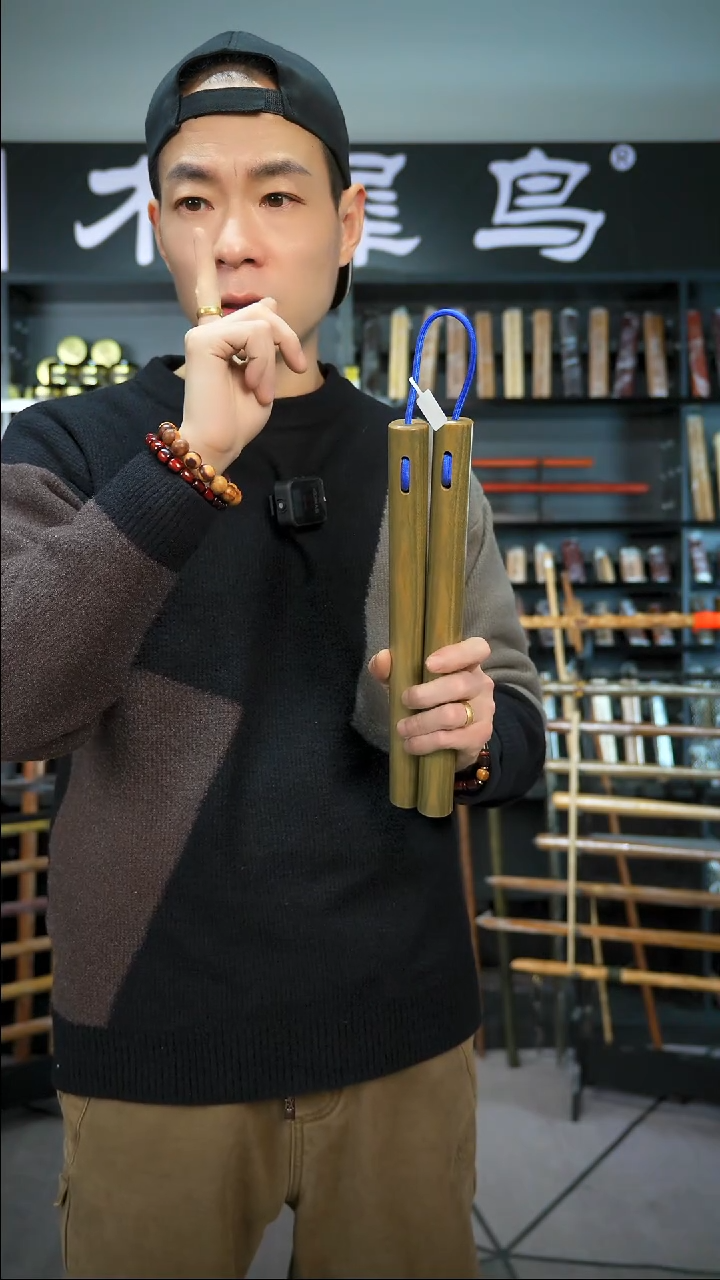 【闪购商品】维腊木（绿檀）手作木制雕刻品