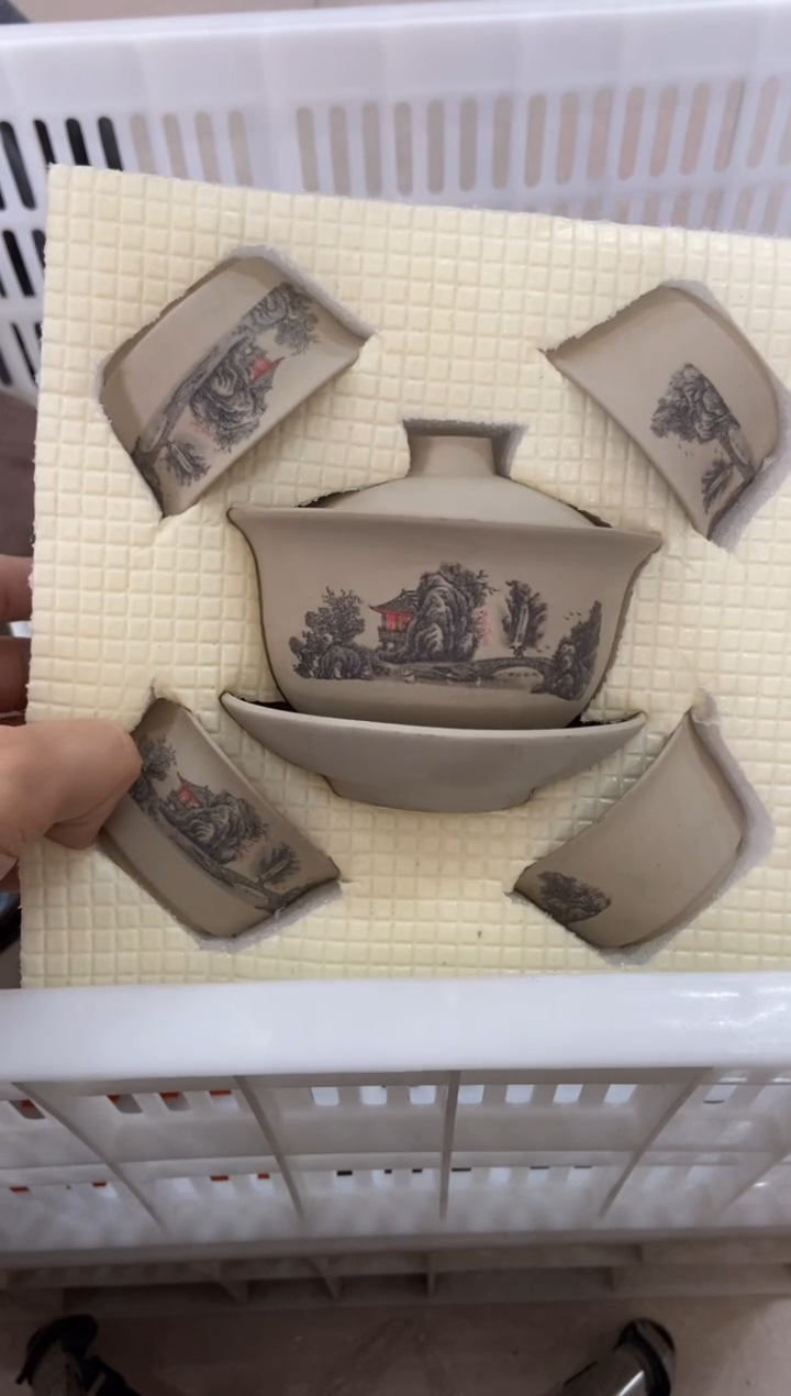 杯子瓷无运费险有瑕疵的摄影的产品有使用过的痕迹有点脏介意勿拍