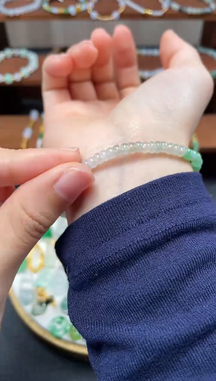 【闪购商品】翡翠套链未镶嵌一个   JK533