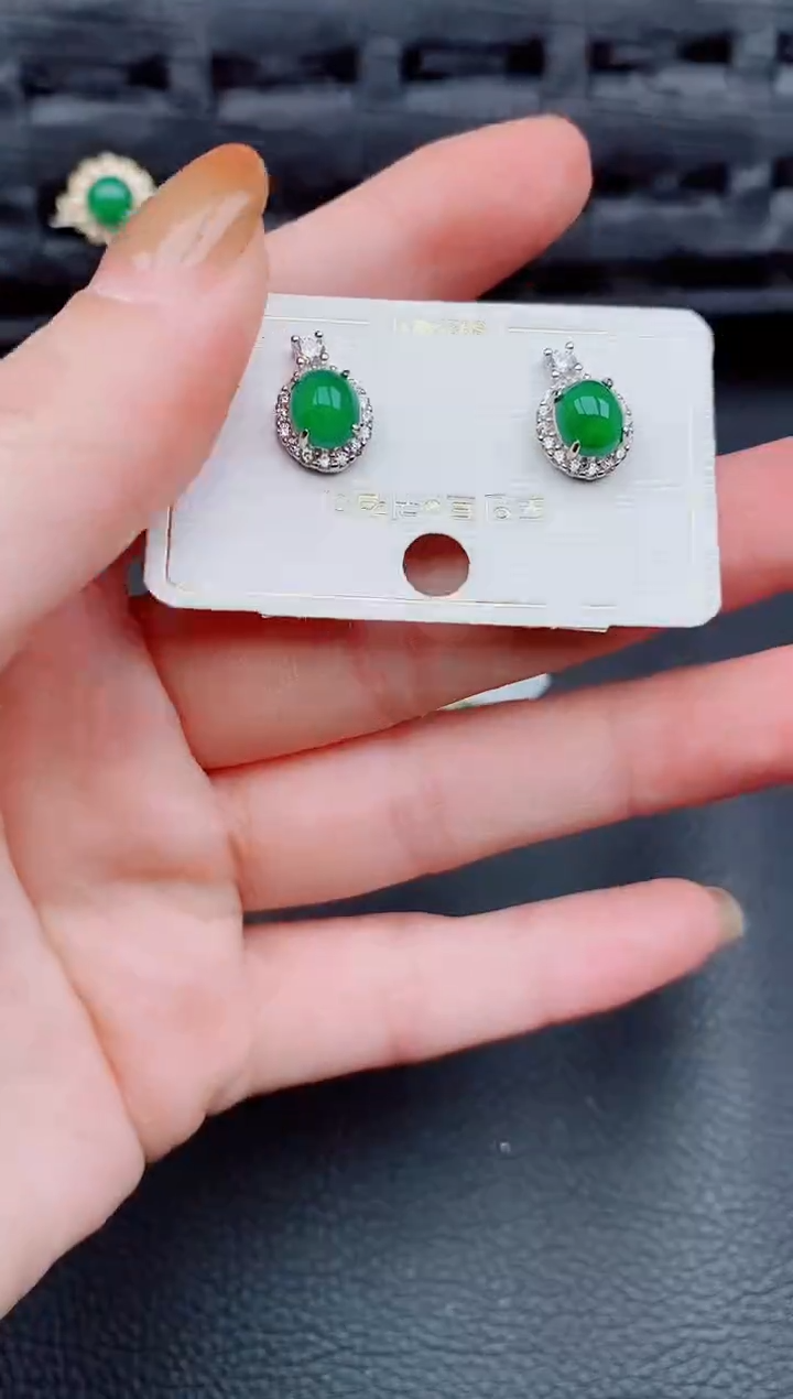 【闪购商品】翡翠耳饰银S925镶嵌天然a货翡翠414