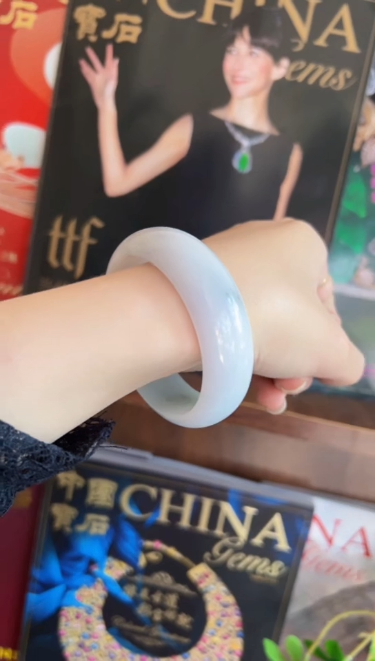 【闪购商品】翡翠手镯未镶嵌圈口  5354