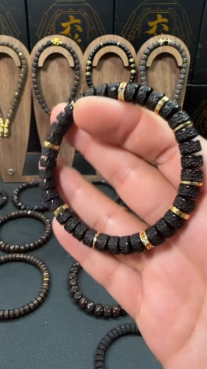 椰蒂手串黑金椰嘎8*5尺寸精工雕刻满配手串