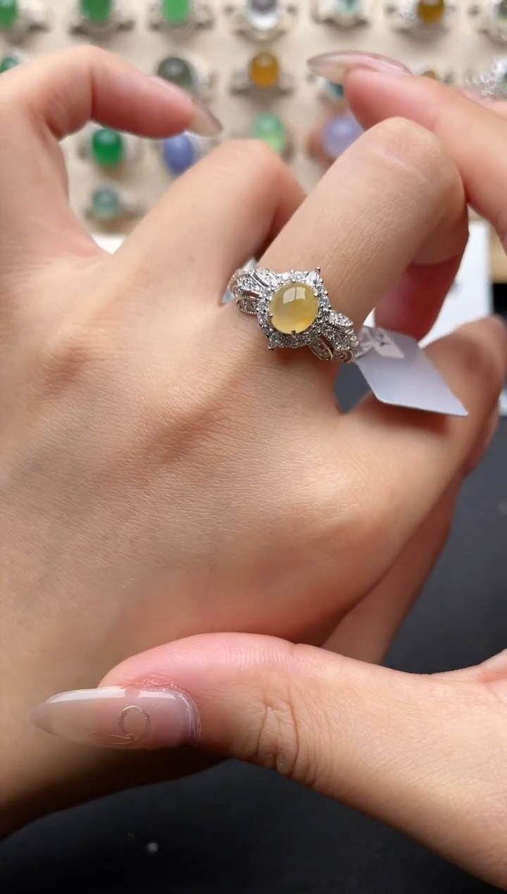 【闪购商品】翡翠戒指银S925镶嵌一物一证一礼盒