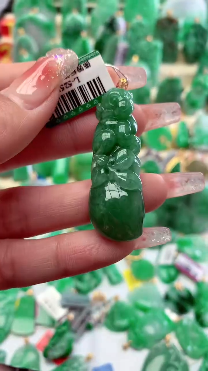 【闪购商品】翡翠颈饰18K金镶嵌挂件