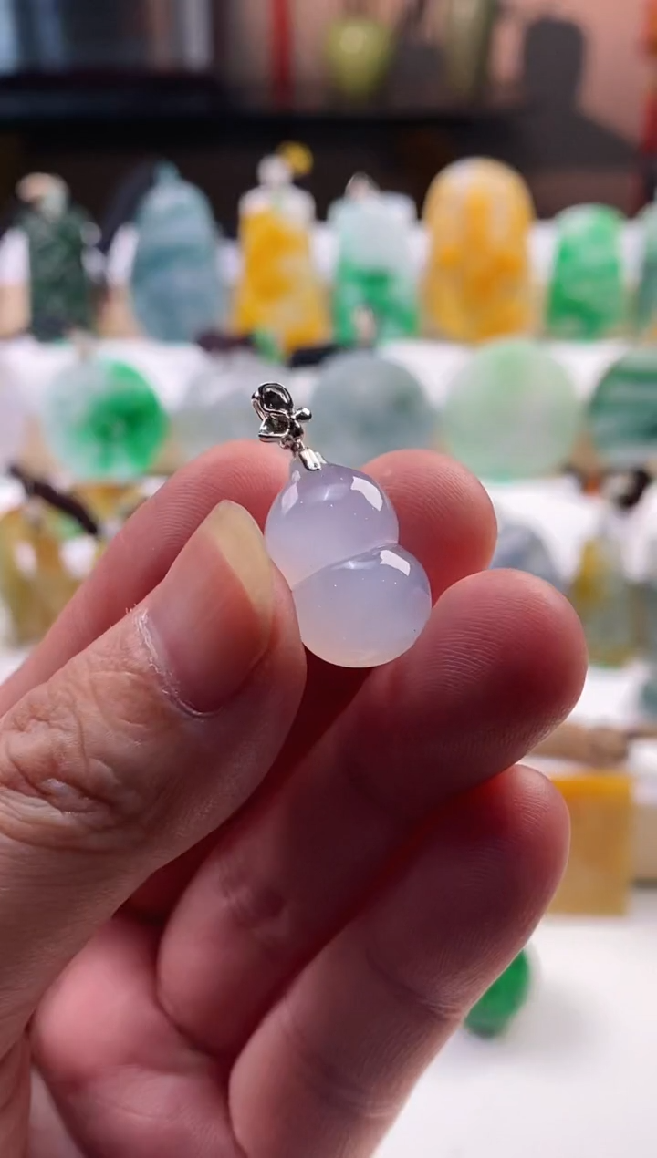 【闪购商品】翡翠吊坠(不含链)18K金镶嵌天然缅甸A货翡翠吊坠