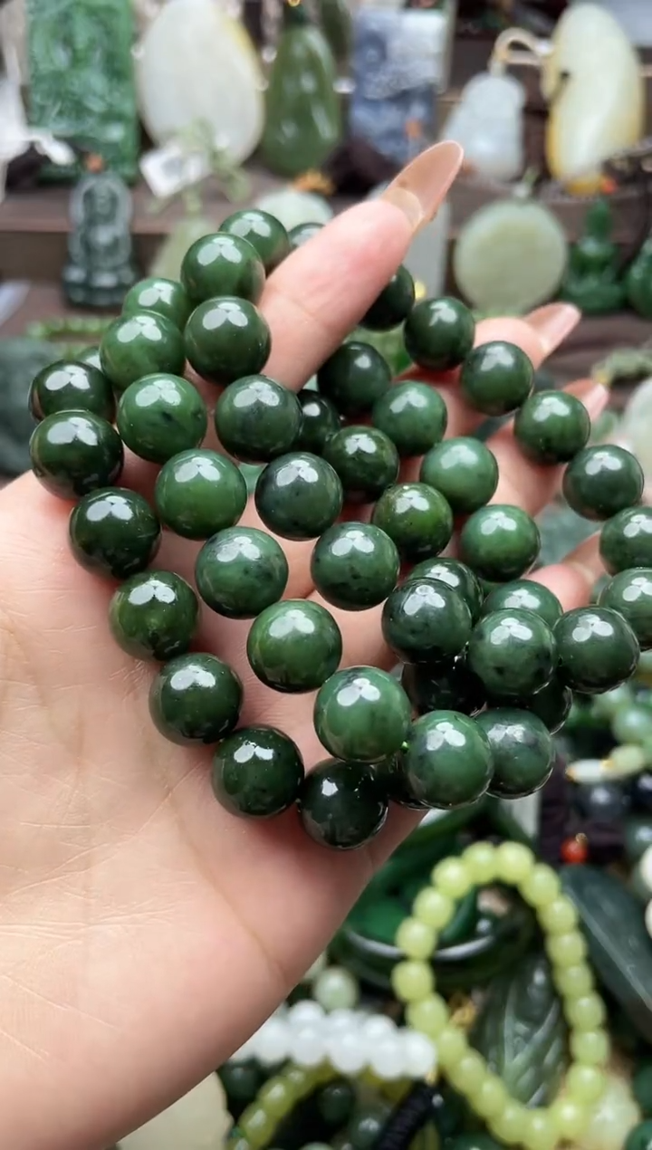 颈饰未镶嵌和田玉未镶嵌和田玉吊坠多样性拍一发一