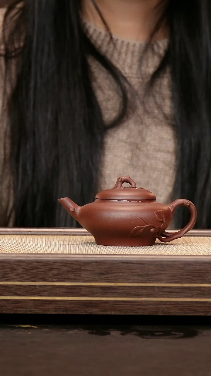 茶壶紫砂云根料 红豆