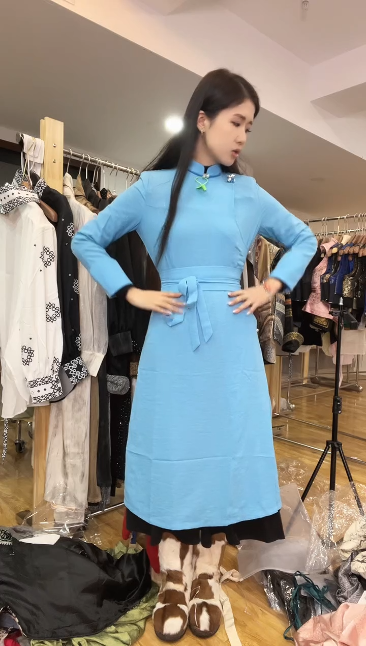 S码        100斤  袍子