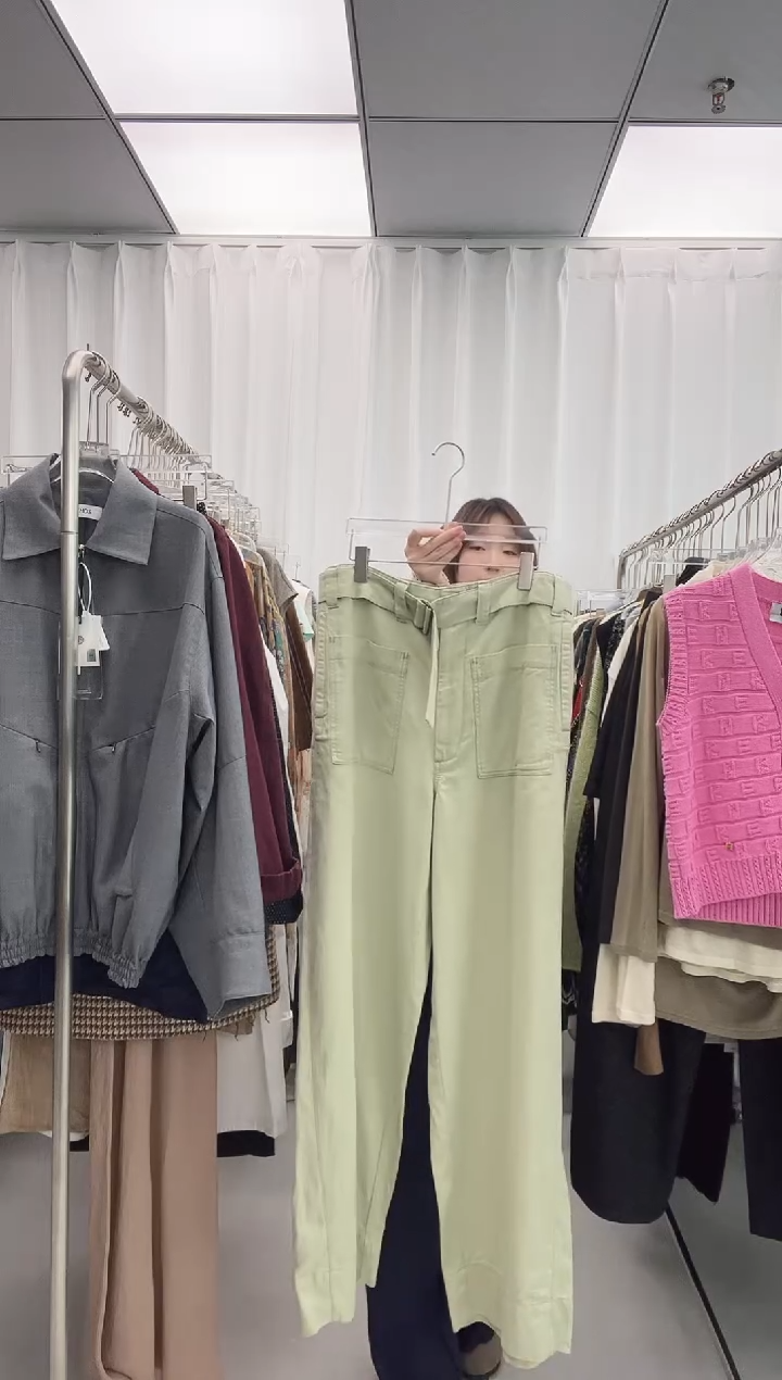 编号022 SOEUR 休闲裤 腰围80  大码