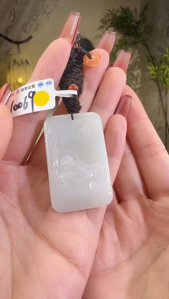 【闪购商品】和田玉颈饰未镶嵌10069