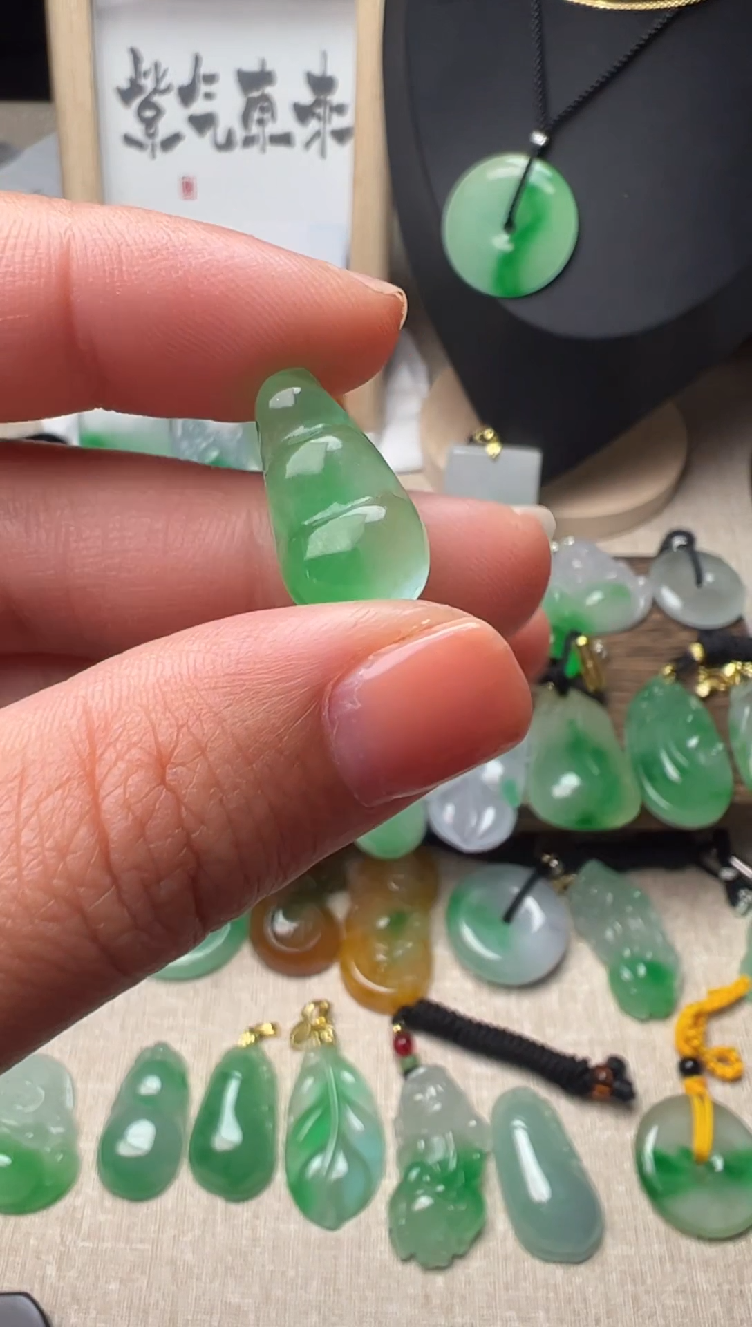 未镶嵌挂件翡翠所见即所得，一图一物