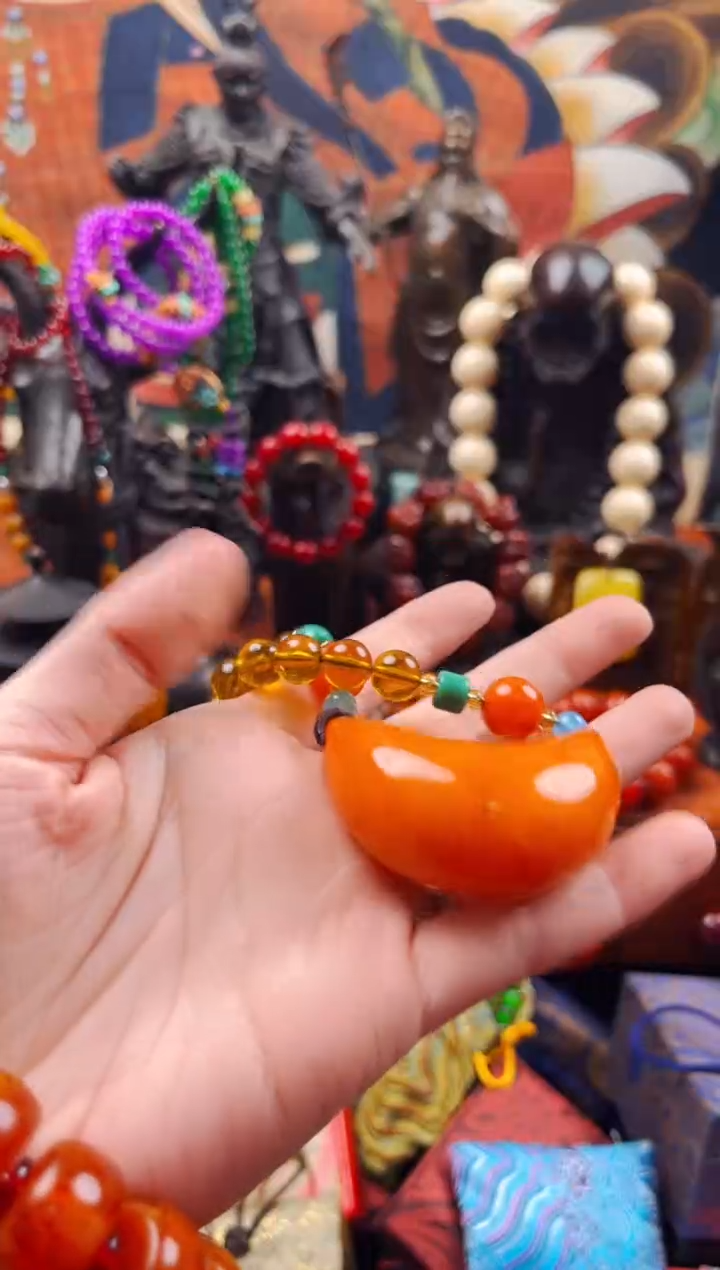 【闪购商品】蜜蜡裸石未镶嵌飞姐专属精品推荐