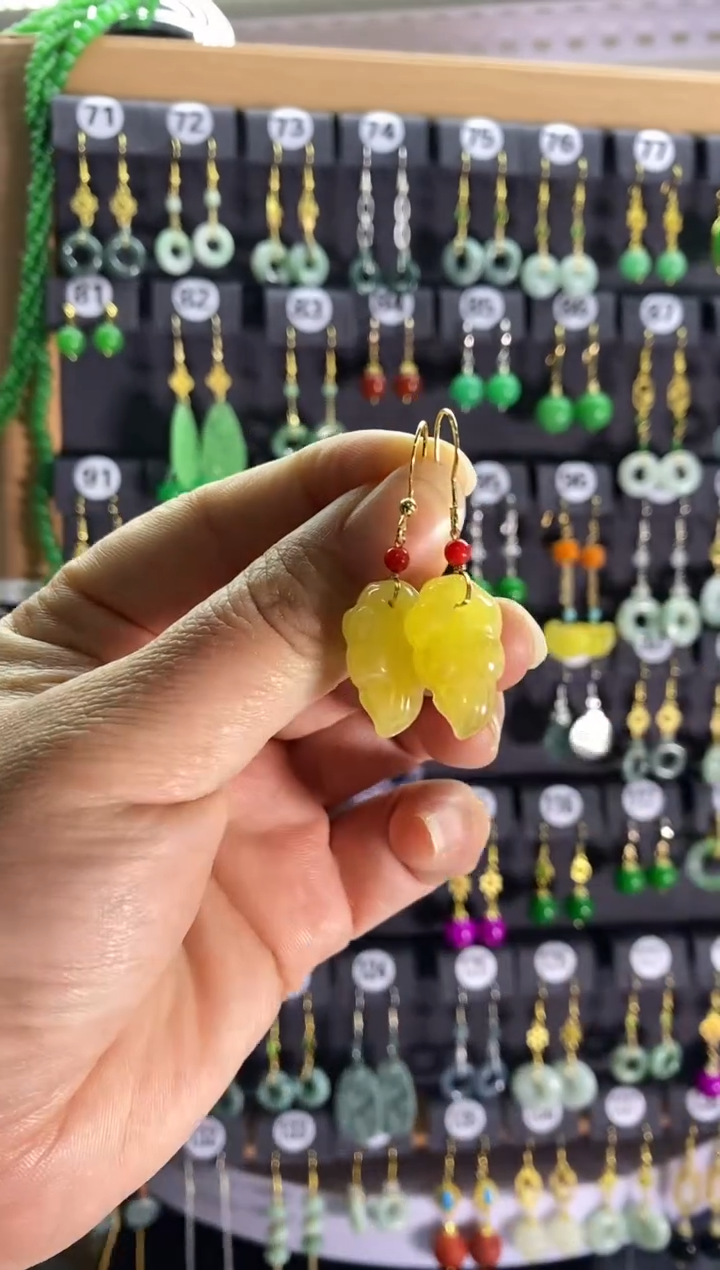 【闪购商品】蜜蜡耳饰银S925镶嵌989....