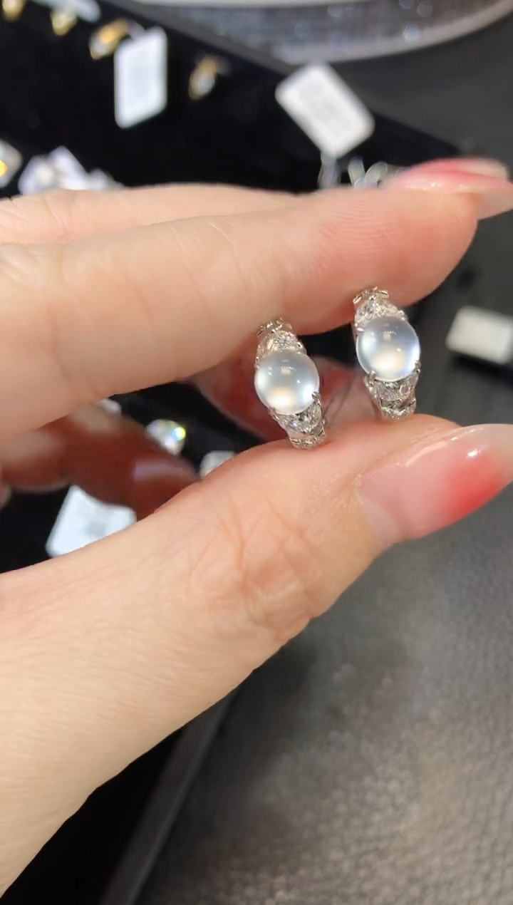【闪购商品】翡翠耳饰18K金镶嵌A67