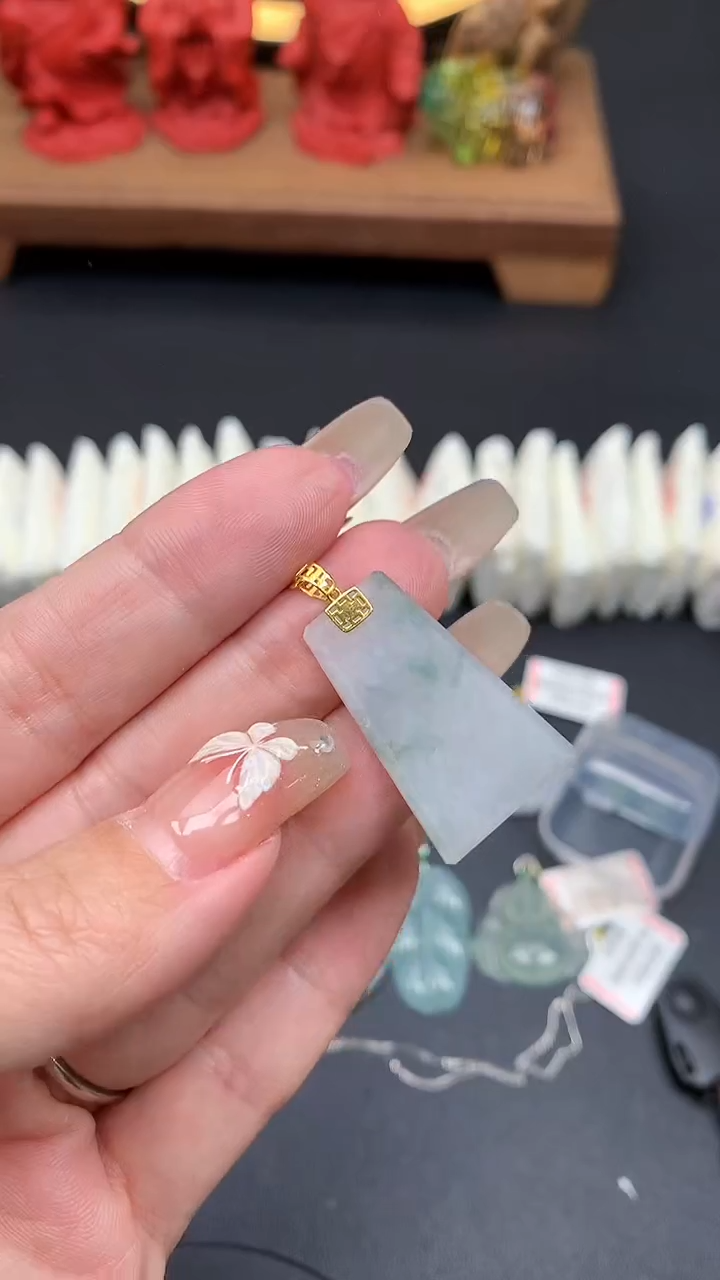 【闪购商品】翡翠吊坠(不含链)18K金镶嵌MS150079