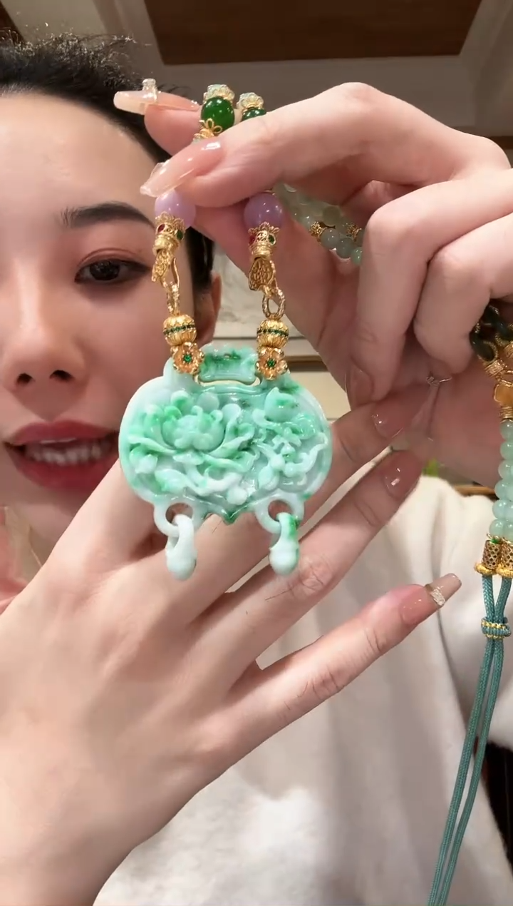 【闪购商品】翡翠颈饰未镶嵌国风